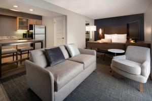 Area tempat duduk di Residence Inn by Marriott Las Vegas Convention Center