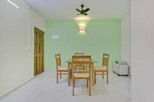 Luxury 2BHK Apartment near Calangute Baga beach with Pool 휴식 공간