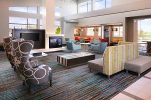 Ruang duduk di Residence Inn by Marriott Houston Pasadena