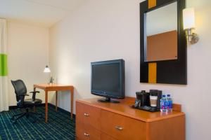 Televisor o centre d'entreteniment de Fairfield Inn & Suites Lock Haven