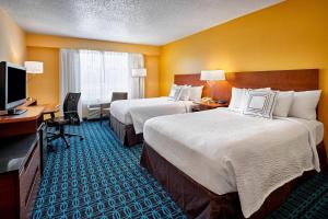 Krevet ili kreveti u jedinici u okviru objekta Fairfield Inn Myrtle Beach Broadway at the Beach