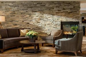 A seating area at Fairfield by Marriott Waterbury Stowe