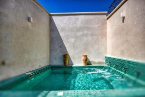 תמונה מהגלריה של Riad Amazine - Piscine - Rooftop - 6 or 7 Px באגאדיר