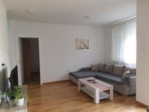 Un lugar para sentarse en Apartman N&N