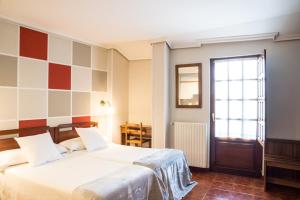 Gallery image of Apartamentos Capriccio in Santillana del Mar