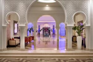 Móttaka eða anddyri á Bahi Ajman Palace Hotel
