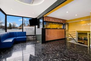 Cuina o zona de cuina de Quality Inn JFK Airport Rockaway Blvd