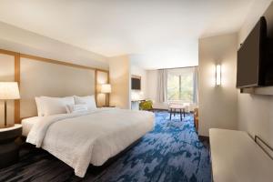 Postelja oz. postelje v sobi nastanitve Fairfield Inn & Suites by Marriott Boulder Longmont