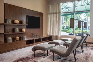 Televisor o centre d'entreteniment de Courtyard by Marriott Miami Airport