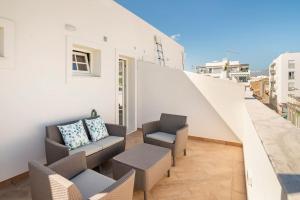 A balcony or terrace at Casa Nova do Levante, perto do Mar