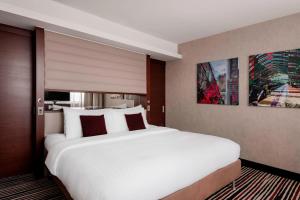 Cama ou camas em um quarto em Frankfurt Marriott Hotel