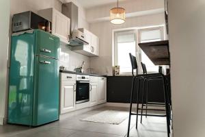 Dapur atau dapur kecil di Moderne Wohnung im Herzen Offenbachs