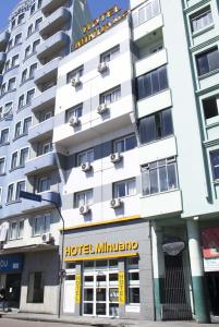 O edifício em que o hotel se localiza