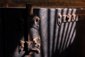 an old metal accordion with rusty bolts on it at Residence Ca' Foscolo in Venice