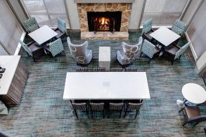 Un lugar para sentarse en Residence Inn by Marriott Cleveland Independence