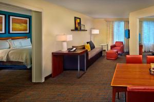 Кровать или кровати в номере Residence Inn Philadelphia Conshohocken