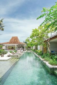 Bazén v ubytovaní Kardia Resort Gili Trawangan A Pramana Experience alebo v jeho blízkosti