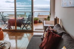 A seating area at Studio L - Ericeira