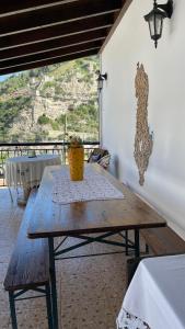 Μπαλκόνι ή βεράντα στο Ana Rest House Hostel Berat