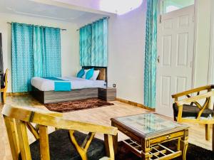 Легло или легла в стая в Staynest Mashobra with balcony- A peacefull stay