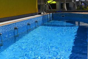 The swimming pool at or close to Tokajer Wellness Panzió