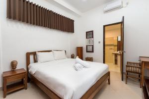 Фотография из галереи GLOBALSTAY. 2 Bedroom Villa Casa Yenny with Private Pool Near Seminyak Beach в Семиньяк