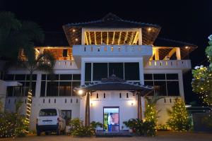 El edificio en el que está el resort