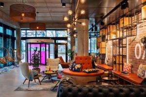 Zona d'estar a Moxy Duesseldorf South