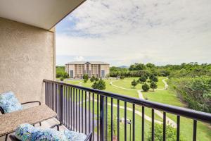 Pigeon Forge Condo with Community Amenities!