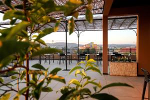 En balkon eller terrasse på Nosy Manga - Hotel Ivato Airport