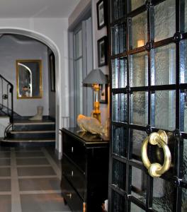 Gallery image of Villa du Square, Luxury Guest House in Paris