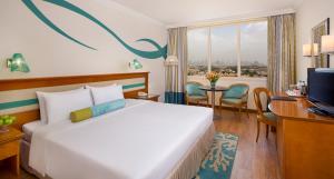 Легло или легла в стая в Coral Beach Resort Sharjah