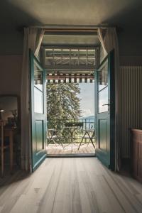 A balcony or terrace at Parkhotel Holzner