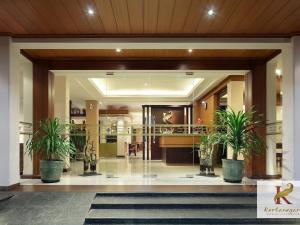 Kertanegara Premium Guest House tesisinde lobi veya resepsiyon alanı