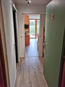 Appartement Termignon Val Cenis tesisinde mutfak veya mini mutfak