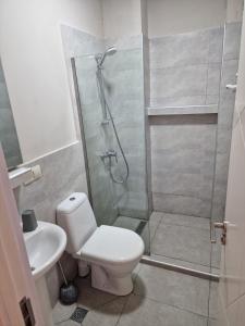 Bathroom sa Home Shekvetili