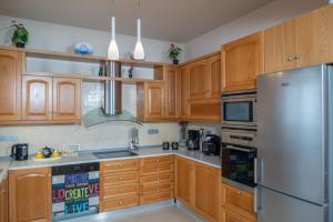 A kitchen or kitchenette at Villa Elia