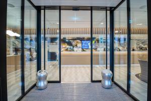 Una cocina o cocineta en Prize by Radisson, Bern City