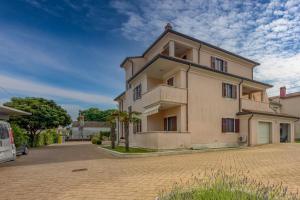 Building kung saan naroon ang guest house