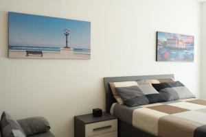 Posteľ alebo postele v izbe v ubytovaní HomeGA - City Center New Apartment with Self Check-in