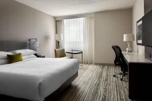 Легло или легла в стая в Marriott Cincinnati Northeast