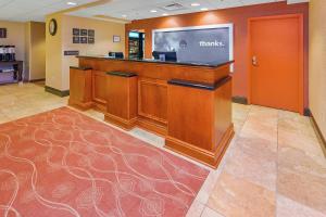 Hampton Inn & Suites Blairsville tesisinde lobi veya resepsiyon alanı