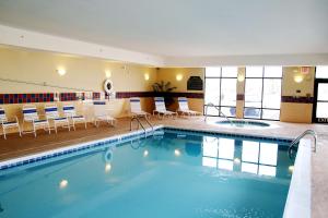 The swimming pool at or close to Hampton Inn Canon City