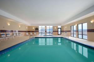 The swimming pool at or close to Hampton Inn Canon City