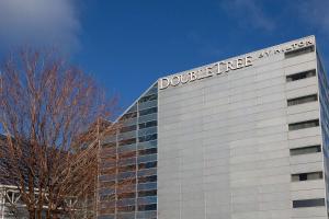 a building with the word duddle fire on it at DoubleTree by Hilton Hotel South Bend in South Bend