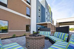 Home2 Suites By Hilton Evansville 휴식 공간