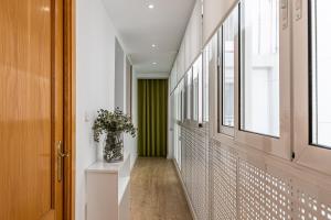 Foto de la galería de BNBHolder Apartamentos en Sol Confort 2 en Madrid