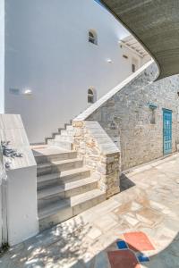 Mynd úr myndasafni af Cavos Paros Boho Chic sea-view apartment in Aliki í Aliki