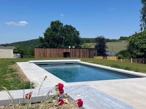 Piscina a Au Mas de Mont o a prop