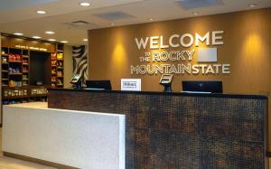 Lobby alebo recepcia v ubytovaní Hampton Inn Colorado Springs I-25 Central